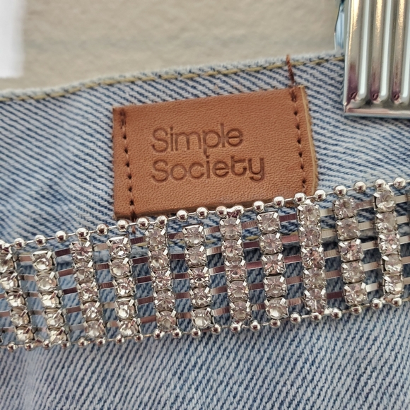 Simple Society Super High Rise Roll Cuff Light Wash Balloon Jeans w/ Bli… - Picture 15 of 15